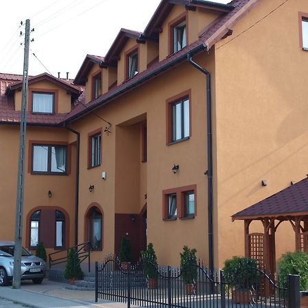 Zajazd Bachus Dąbrowa Górnicza Buitenkant foto